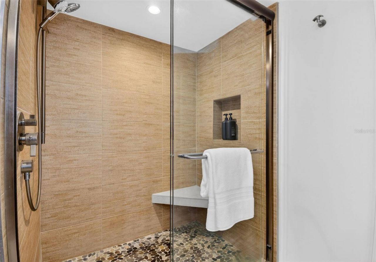 4708 Ocean Boulevard, Unit E4, Sarasota, FL 34242 Photo