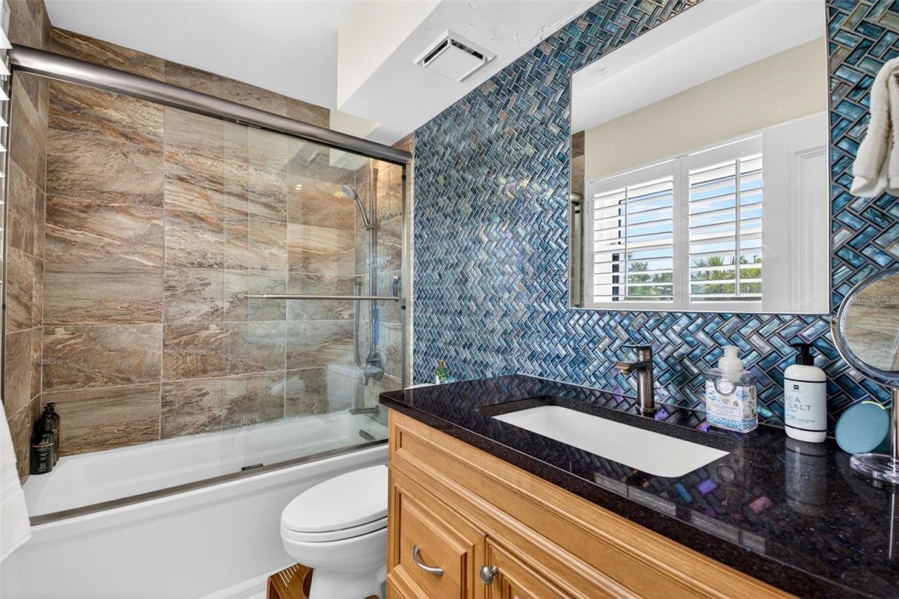 4708 Ocean Boulevard, Unit E4, Sarasota, FL 34242 Photo