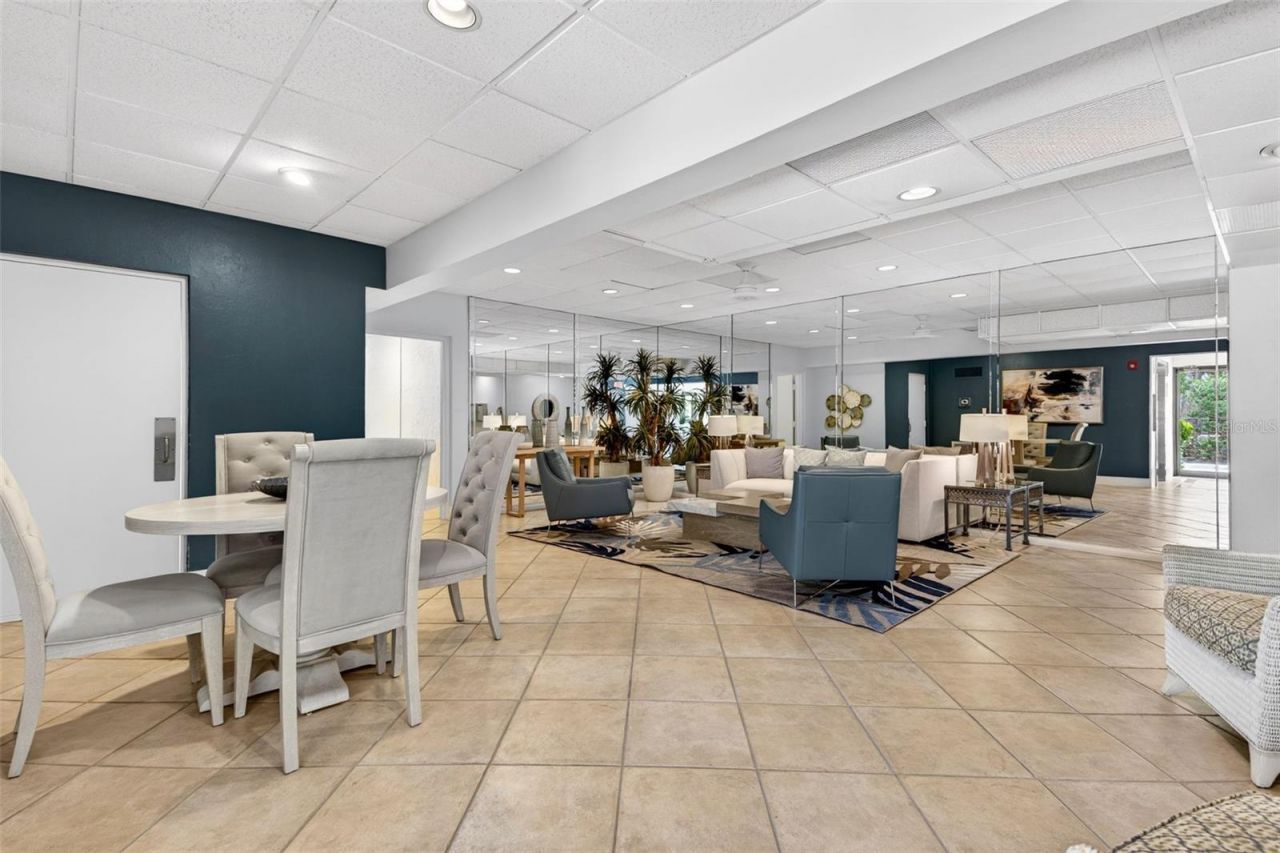 4708 Ocean Boulevard, Unit E4, Sarasota, FL 34242 Photo
