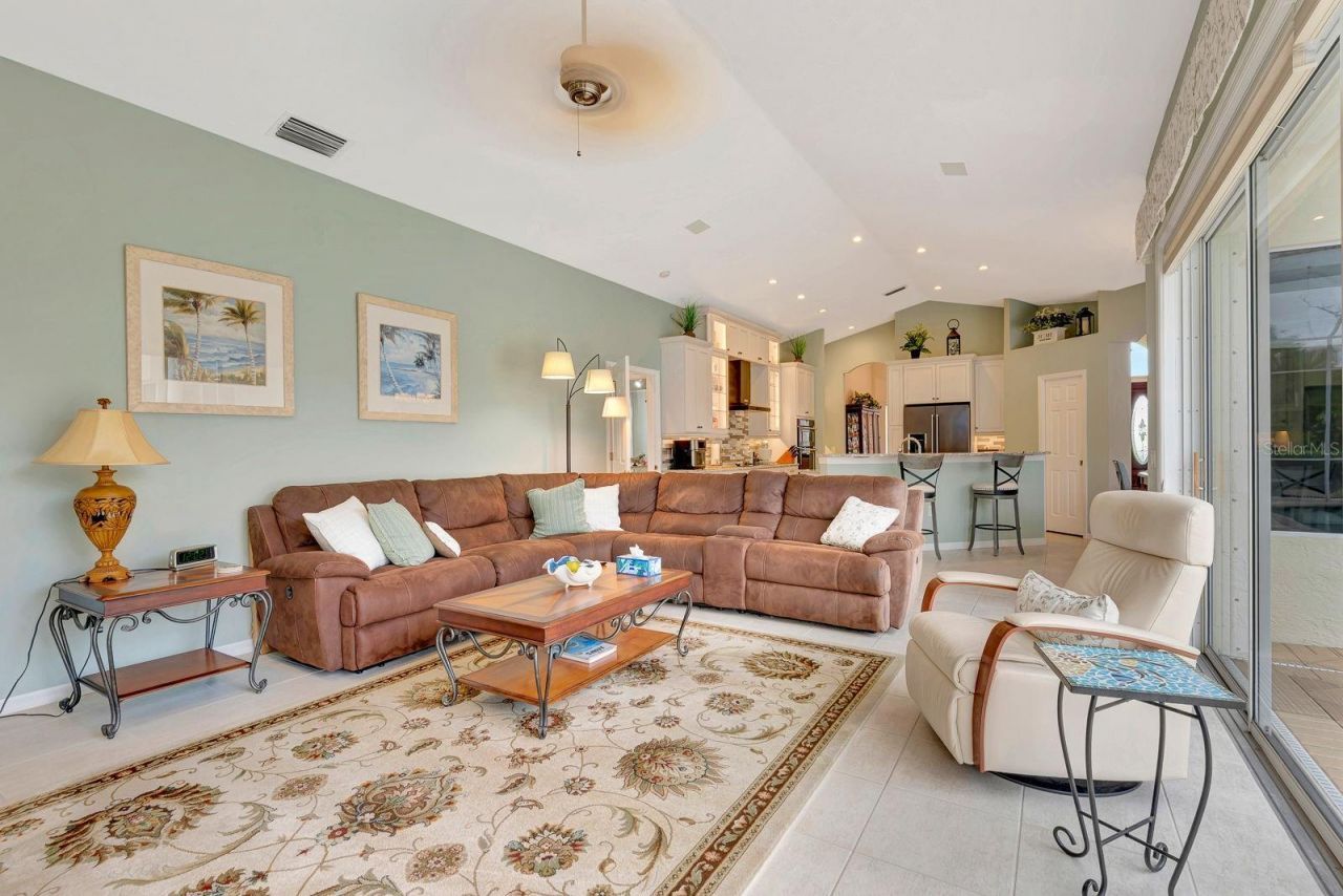 10005 Cherry Hills Avenue Circle, Bradenton, FL 34202 Photo