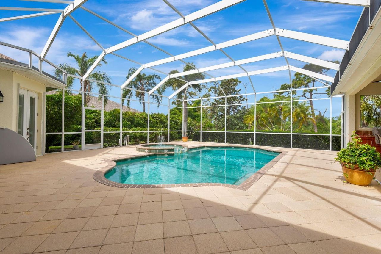 10005 Cherry Hills Avenue Circle, Bradenton, FL 34202 Photo