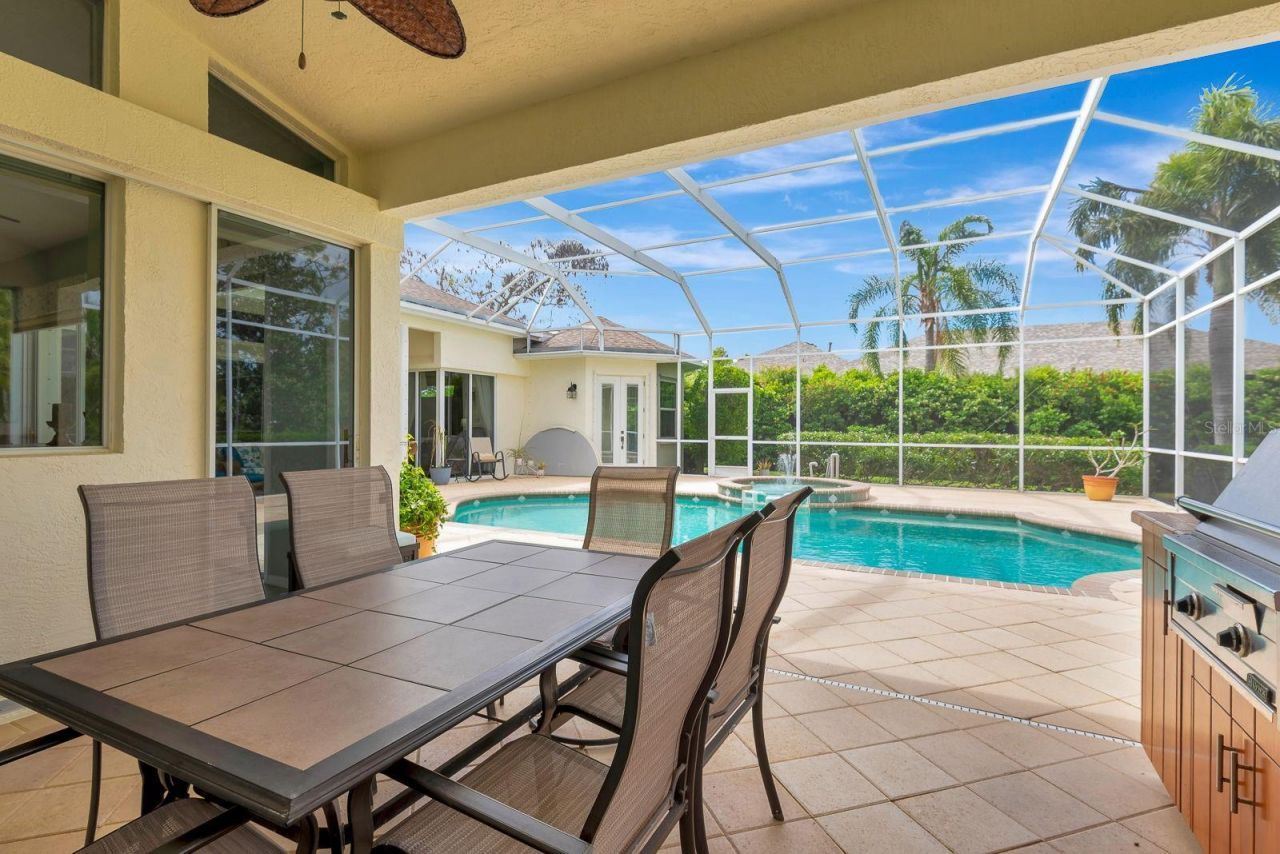 10005 Cherry Hills Avenue Circle, Bradenton, FL 34202 Photo