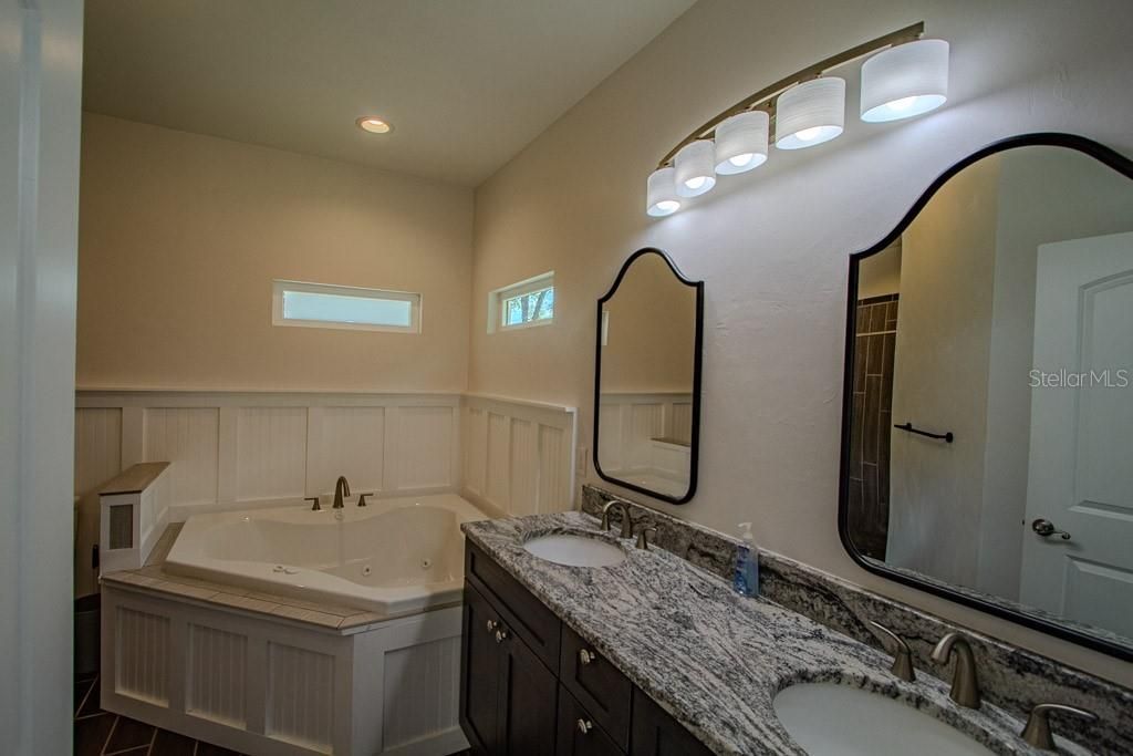 109 SW Round House Court , Fort White, FL 32038 Photo