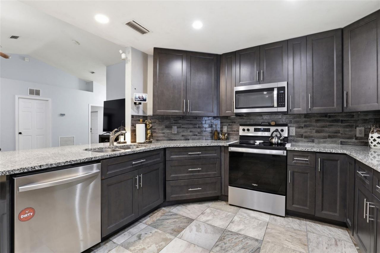 17583 NW 234th Terrace, High Springs, FL 32643 Photo