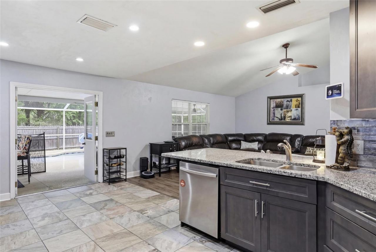 17583 NW 234th Terrace, High Springs, FL 32643 Photo