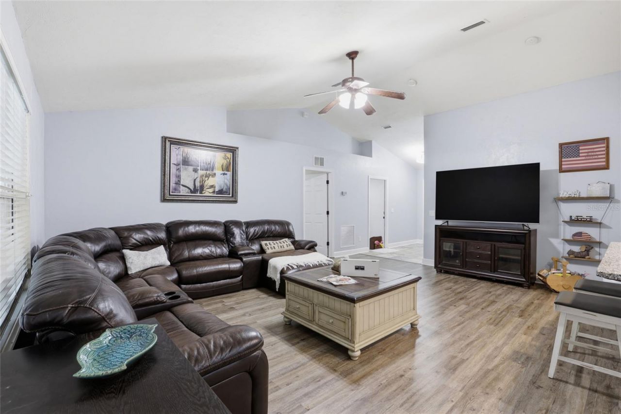 17583 NW 234th Terrace, High Springs, FL 32643 Photo