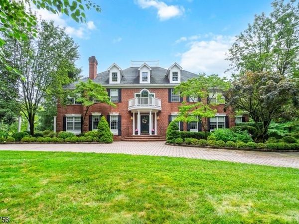 11 Baltusrol Way, Bernards, NJ 07931