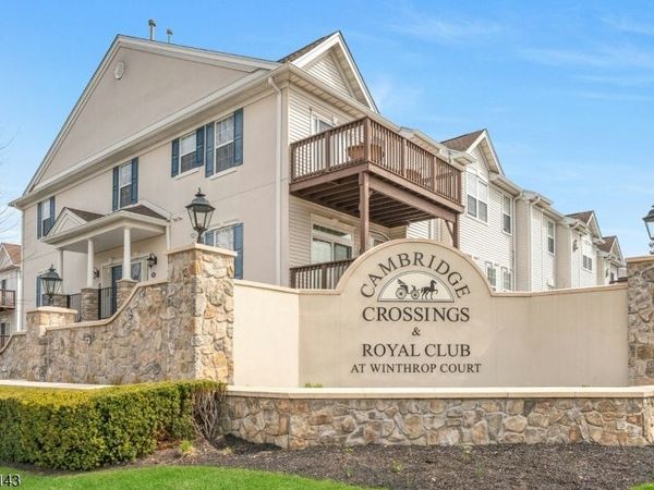 1107 Wickham Ter, Clifton, NJ 07013