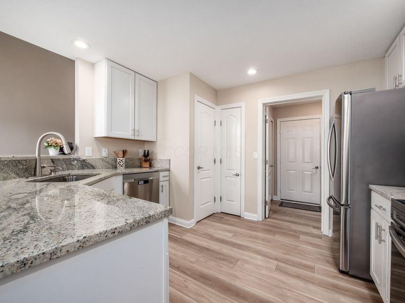 1611 Hampton Way, Grove City, OH 43123 Photo 15