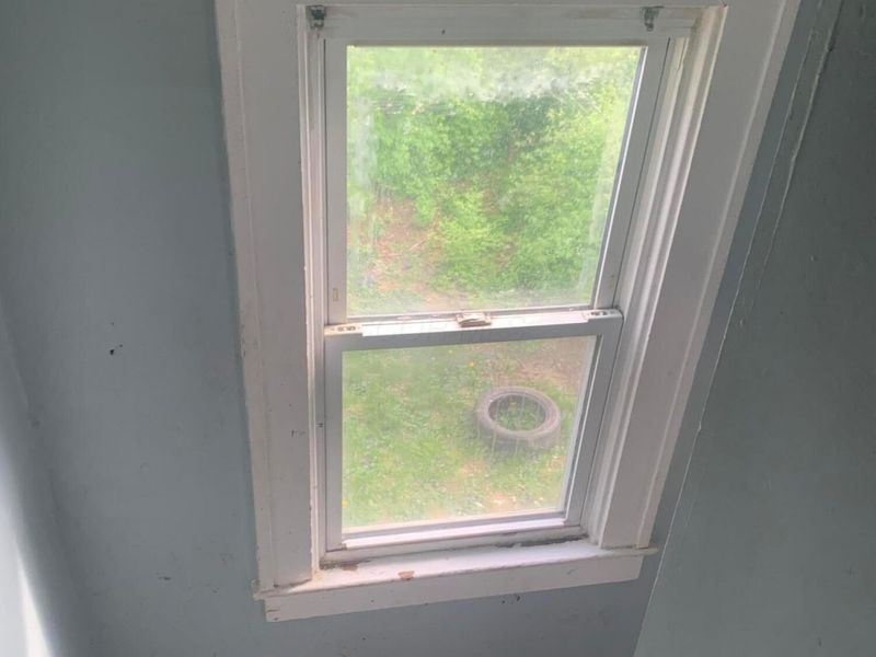 376 S Powell Avenue , Columbus, OH 43204 Photo 9