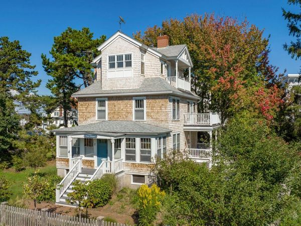 2 E Grand Avenue, Scarborough, ME 04074