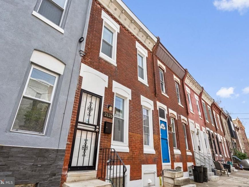 2126 Pierce Street, Philadelphia, PA 19145 Main Photo