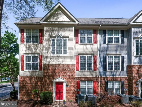 8073 NICOSH CIRCLE LANE, Unit 53, FALLS CHURCH, VA 22042