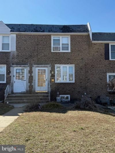 5226 WESTBROOK DRIVE, CLIFTON HEIGHTS, PA 19018