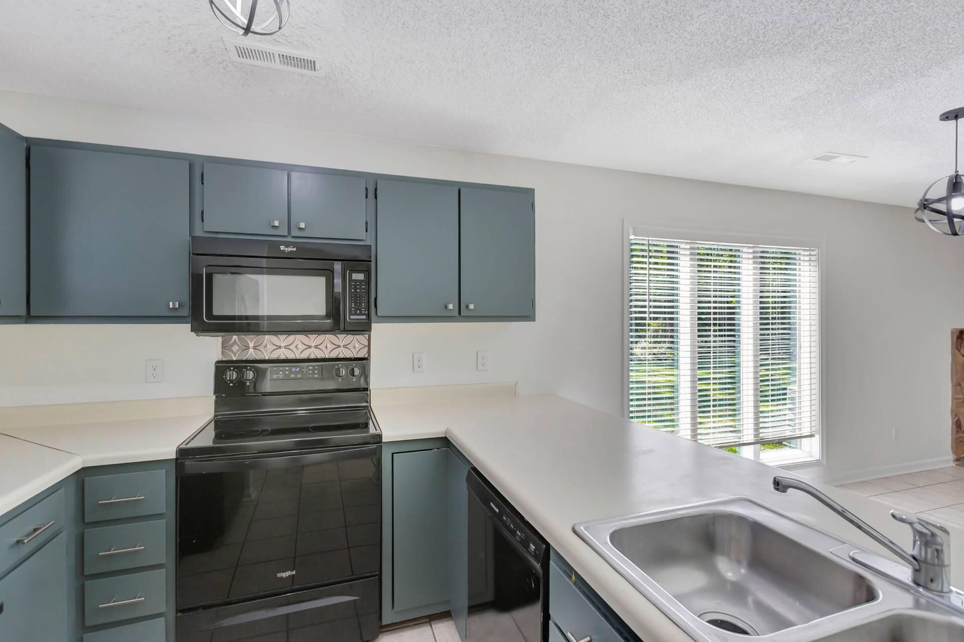 4407 Great Oak Drive Photo 14