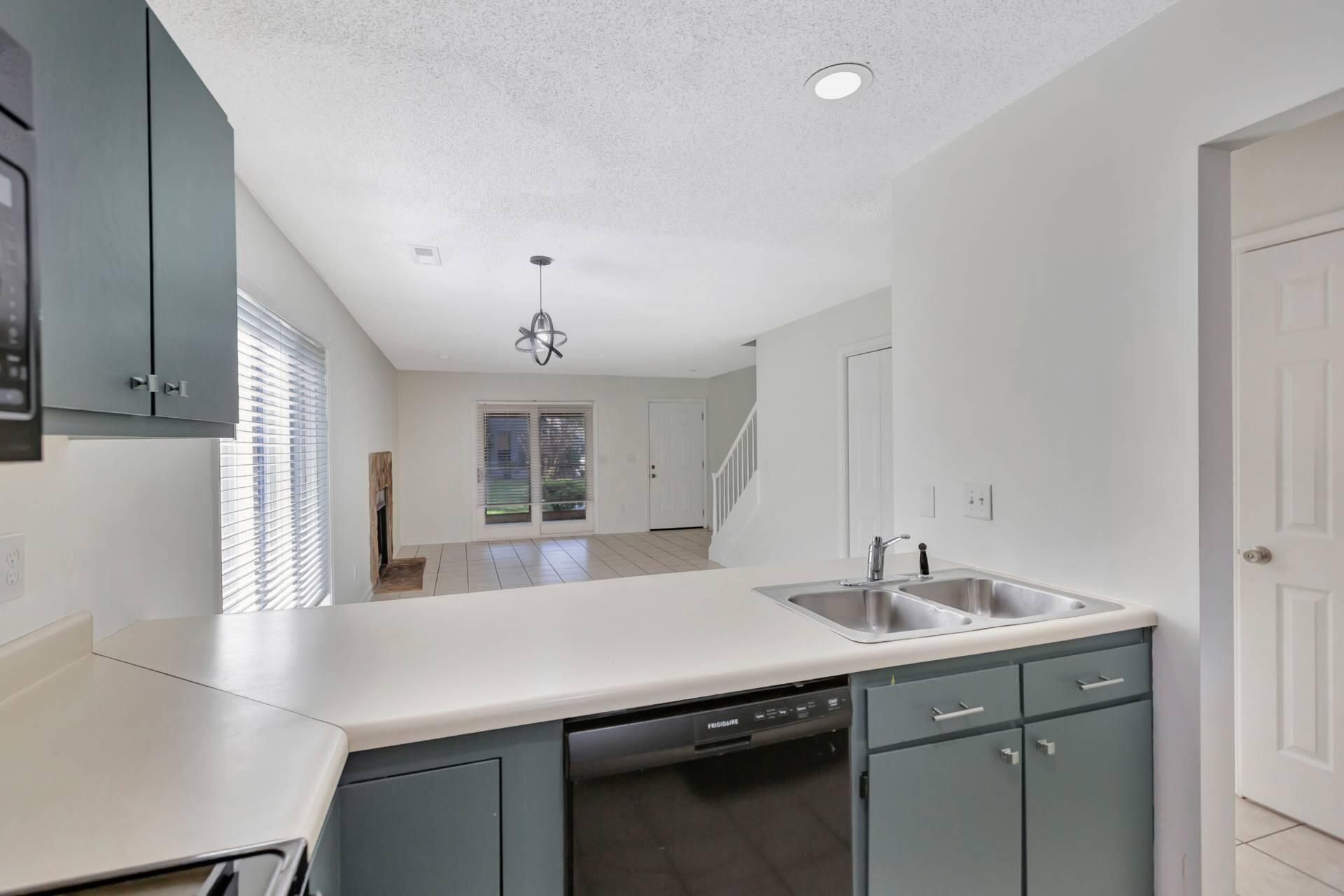 4407 Great Oak Drive Photo 15