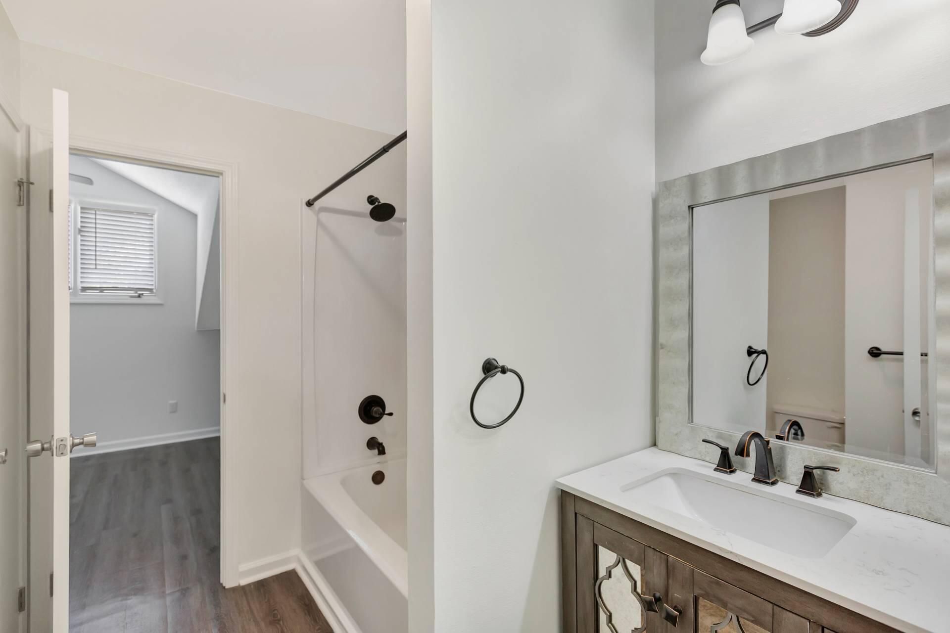 4407 Great Oak Drive Photo 22