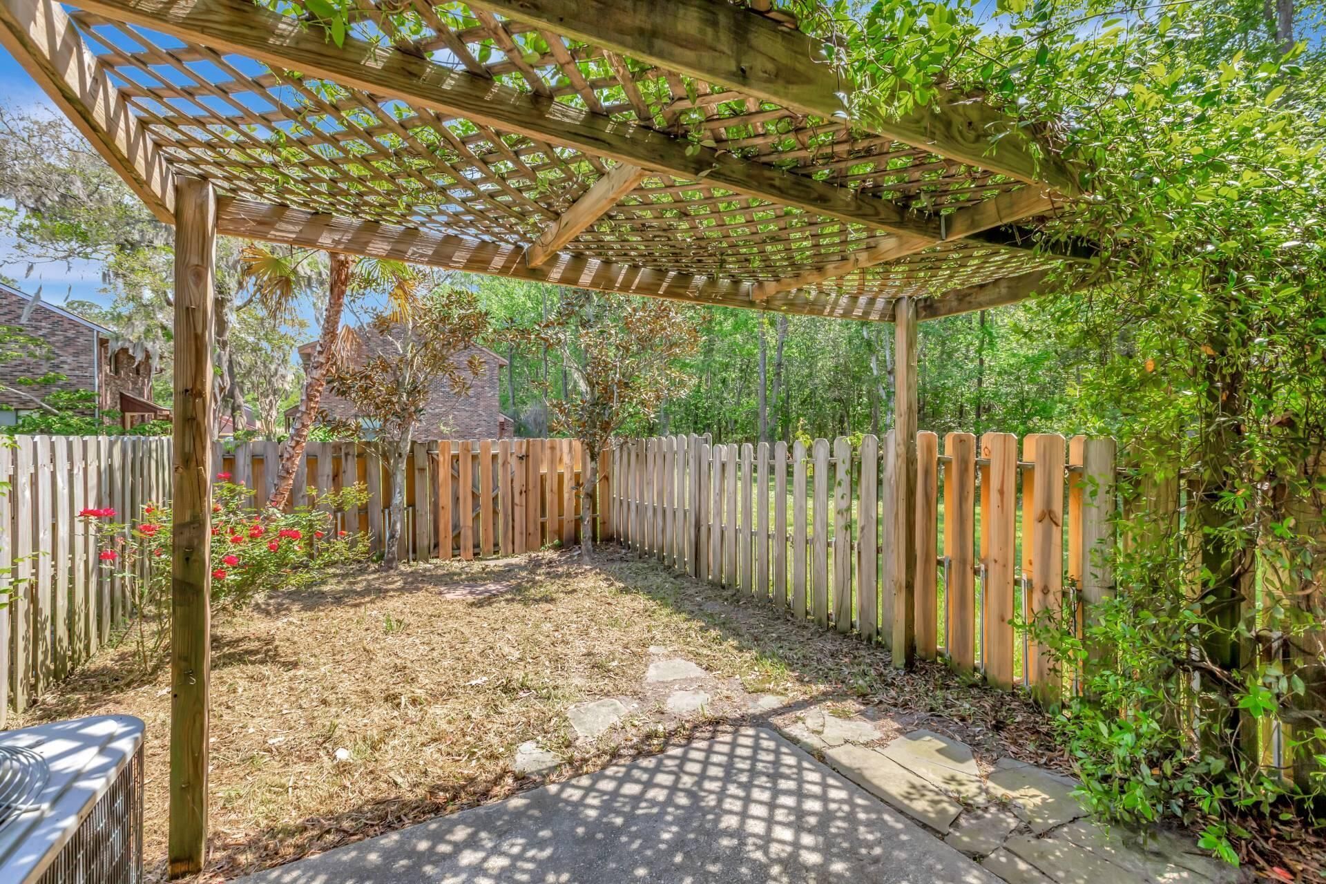 4407 Great Oak Drive Photo 26