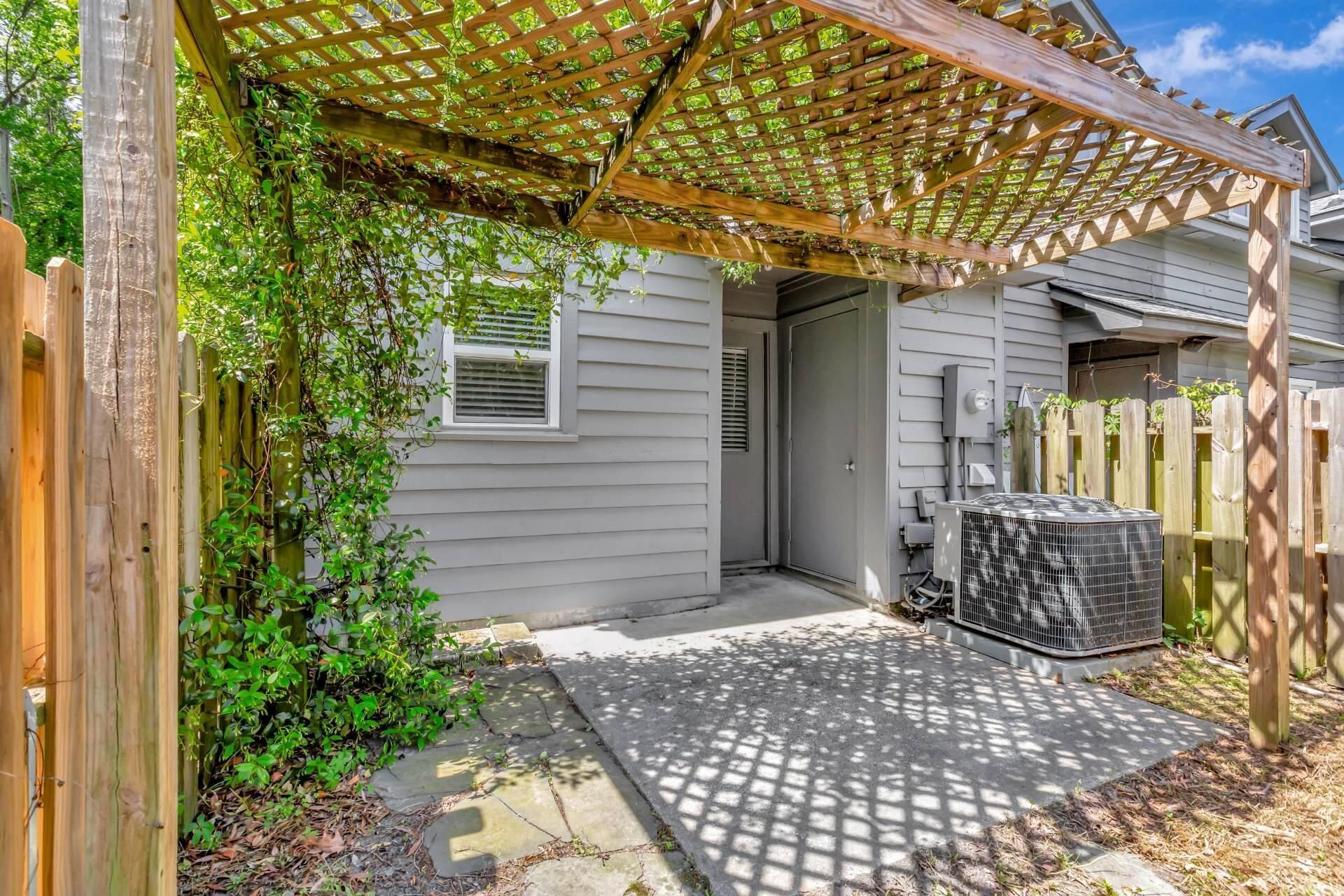 4407 Great Oak Drive Photo 29