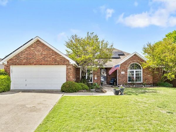 302 Glen Oak Trail, Forney, TX 75126