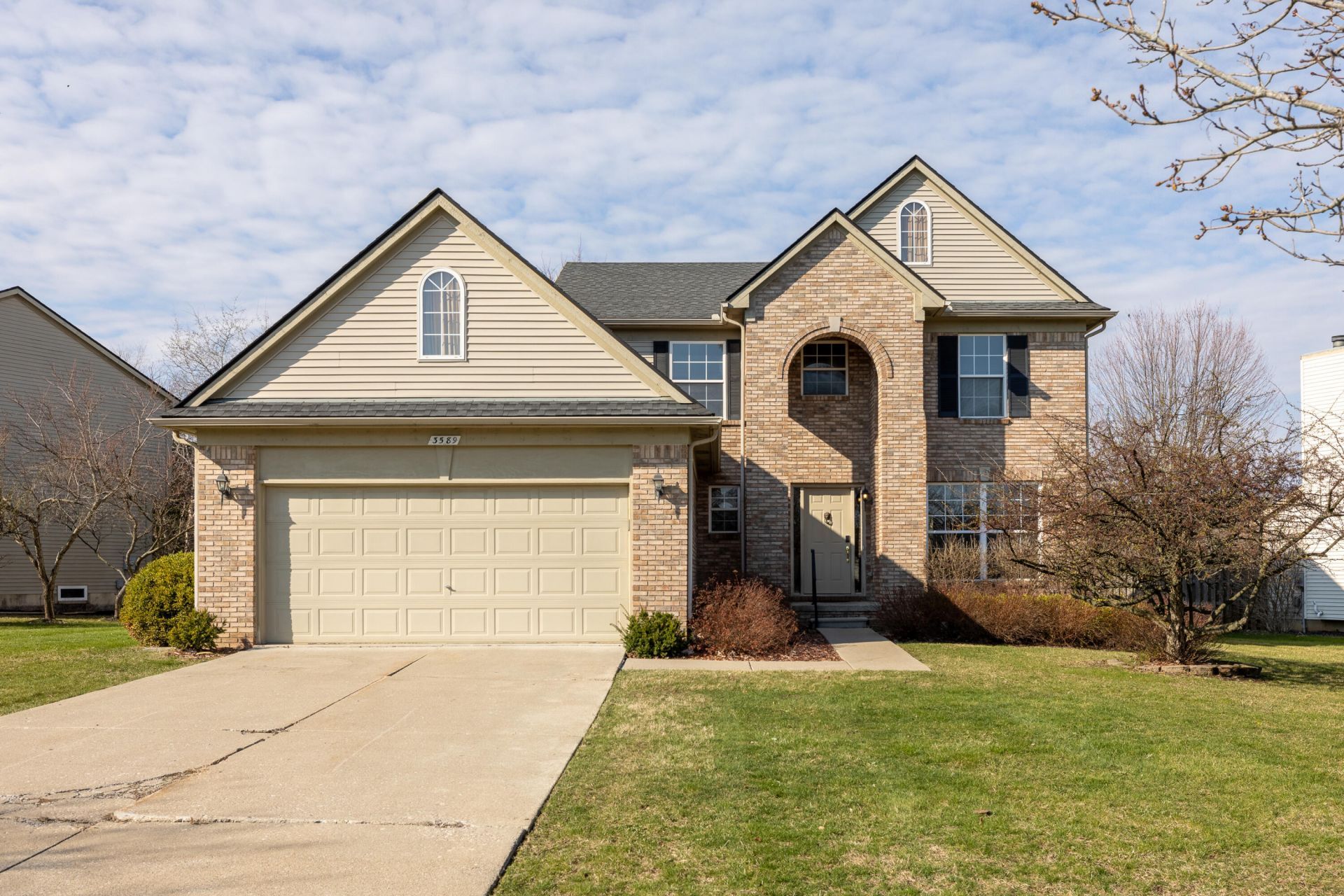 3589 Fieldcrest Lane, Ypsilanti, MI 48197 Main Photo