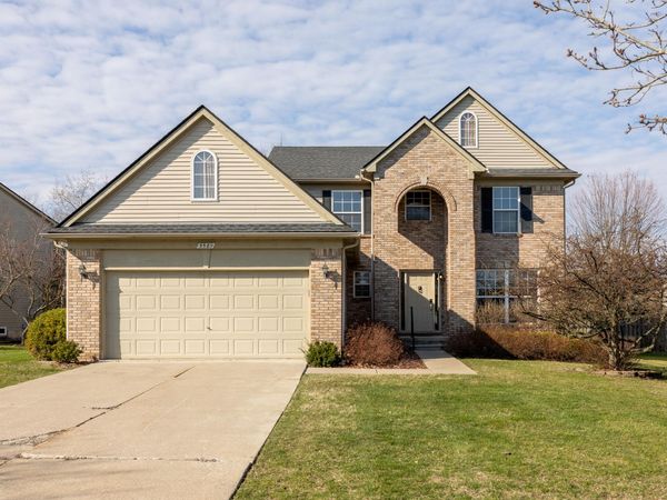 3589 Fieldcrest Lane, Ypsilanti, MI 48197