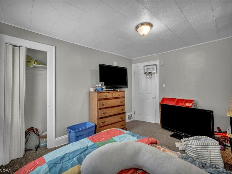 18950 Meredith Avenue , Euclid, OH 44119 Photo 14