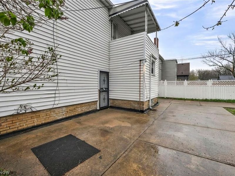 18950 Meredith Avenue , Euclid, OH 44119 Photo 21