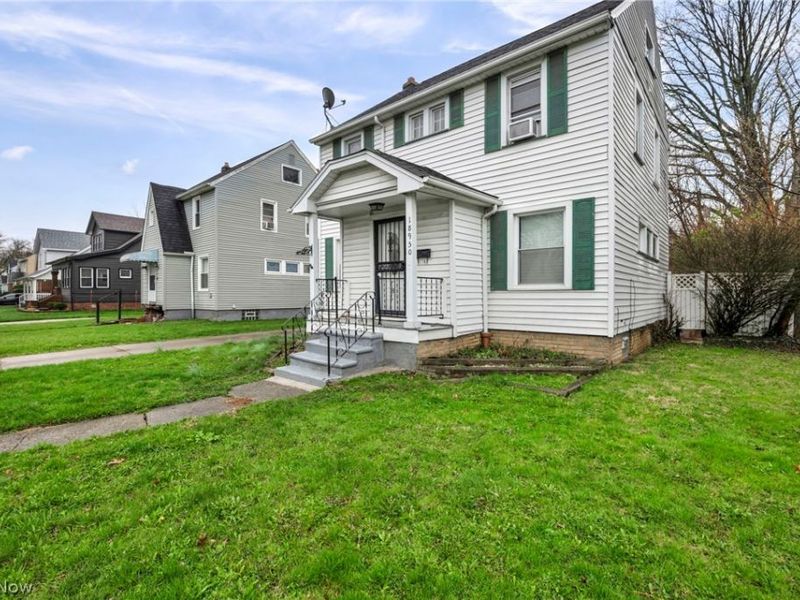 18950 Meredith Avenue , Euclid, OH 44119 Photo 3