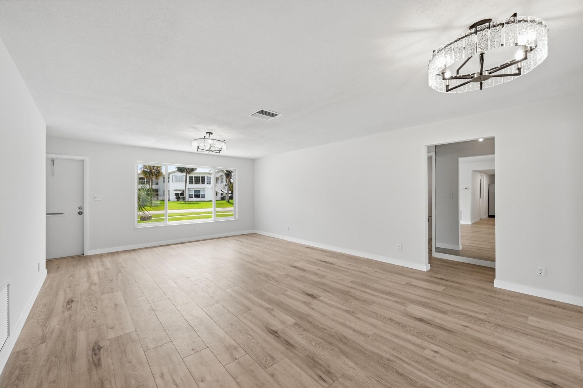 2631 W Golf Boulevard, Pompano Beach, FL 33064 Photo