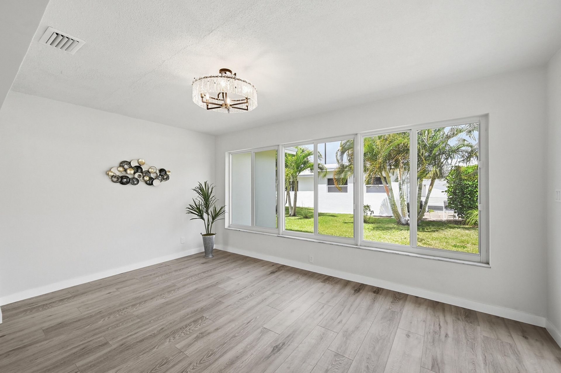 2631 W Golf Boulevard, Pompano Beach, FL 33064 Photo