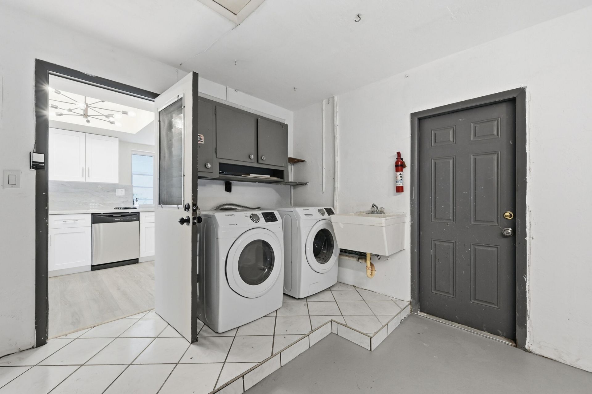 2631 W Golf Boulevard, Pompano Beach, FL 33064 Photo