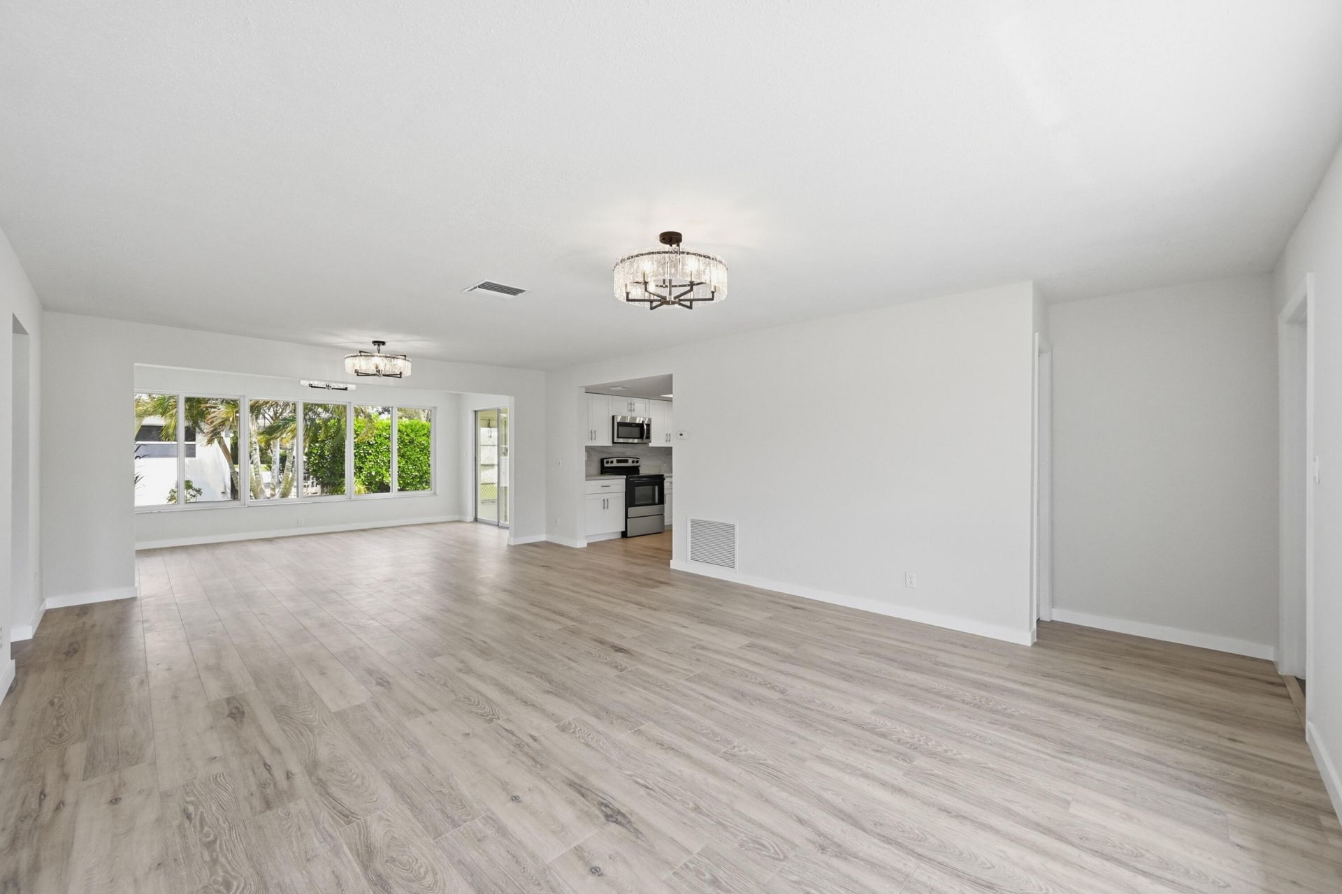 2631 W Golf Boulevard, Pompano Beach, FL 33064 Photo