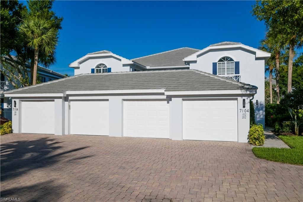 7104 Barrington Cir, Unit 3-102, Naples, FL 34108 Photo