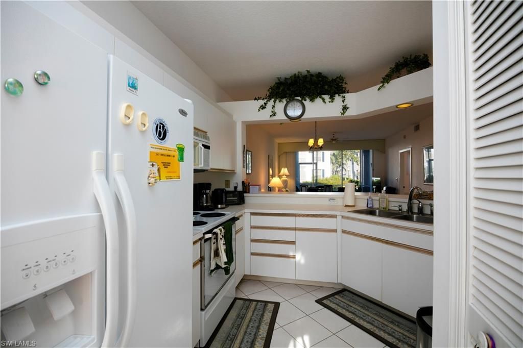 7104 Barrington Cir, Unit 3-102, Naples, FL 34108 Photo