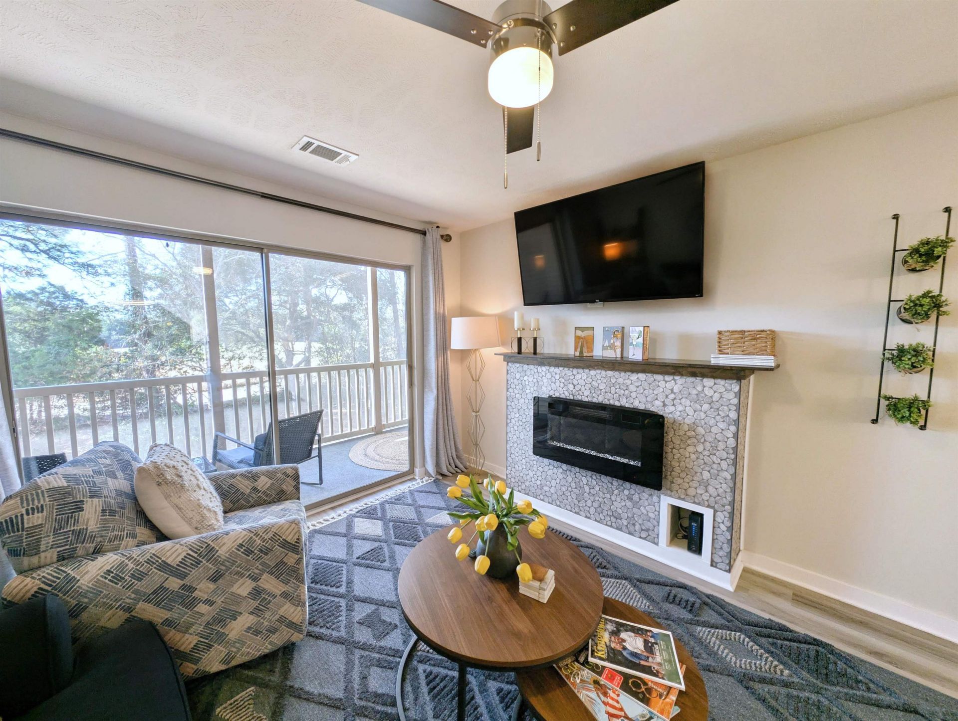 478 Pinehurst Ln. Photo 13