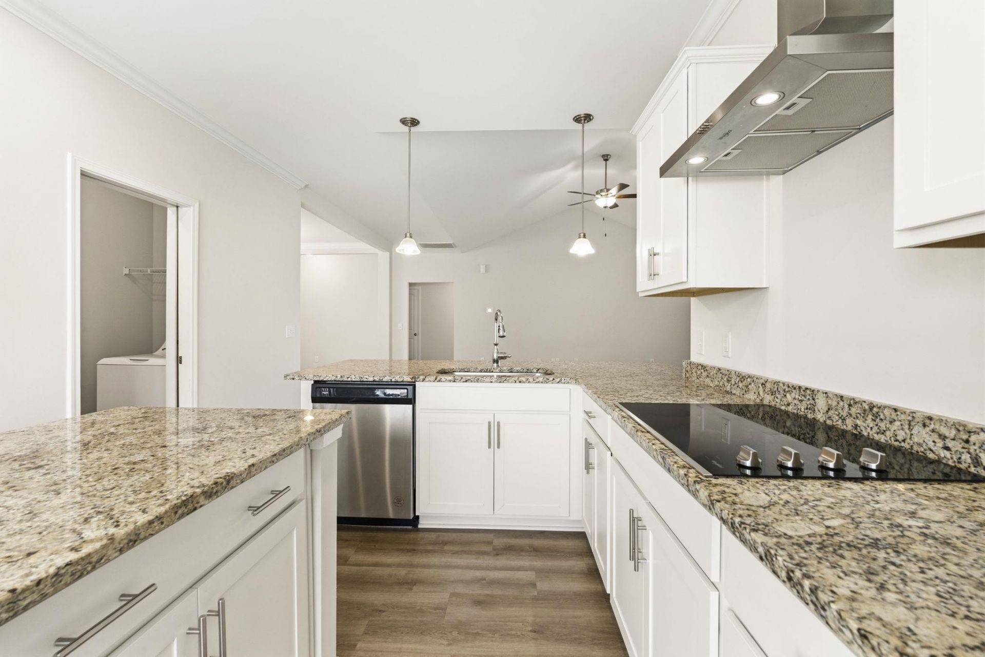 481 Honeyhill Loop Photo 14