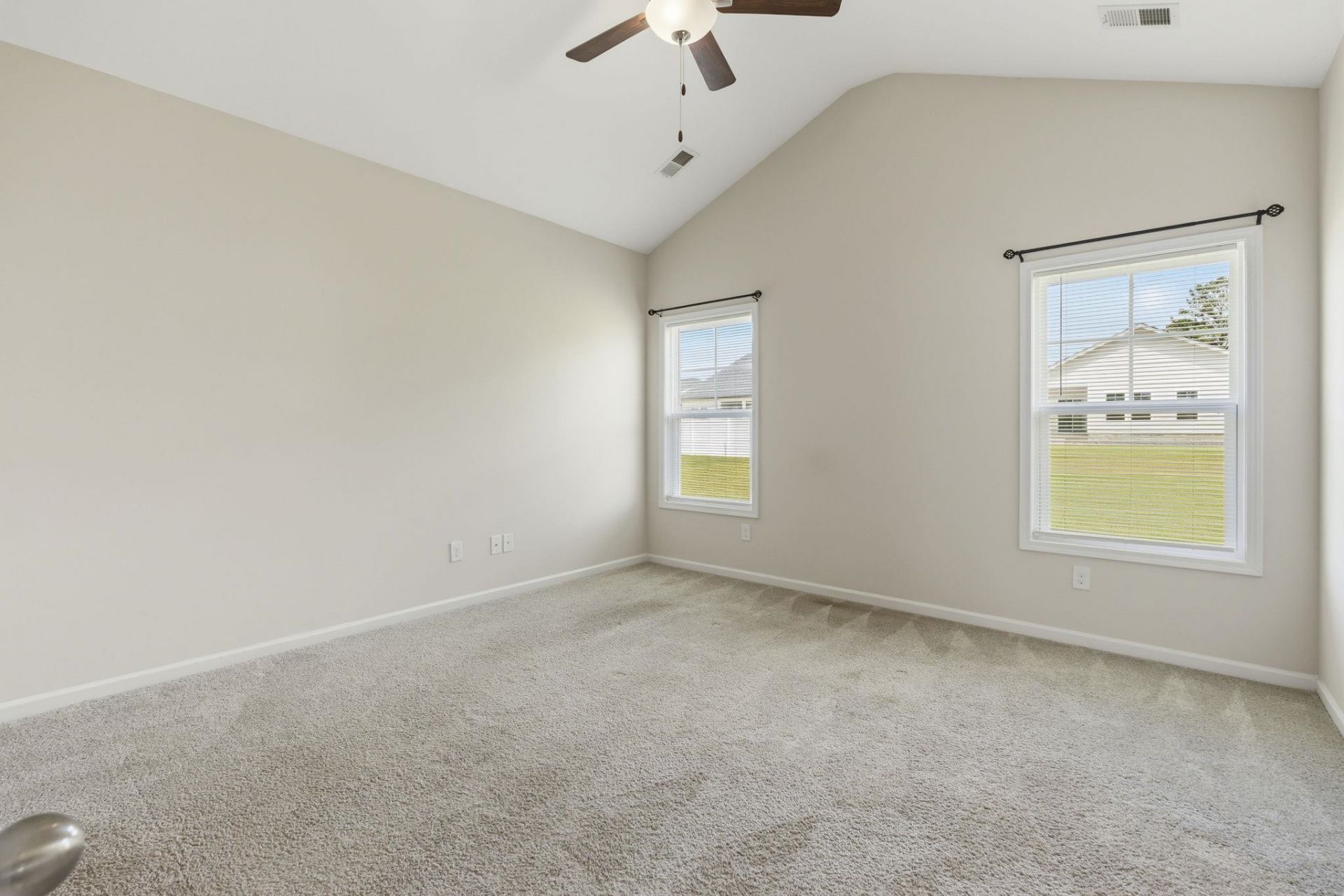 481 Honeyhill Loop Photo 19