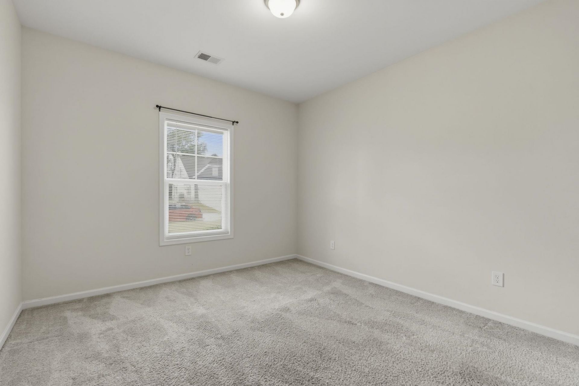 481 Honeyhill Loop Photo 27