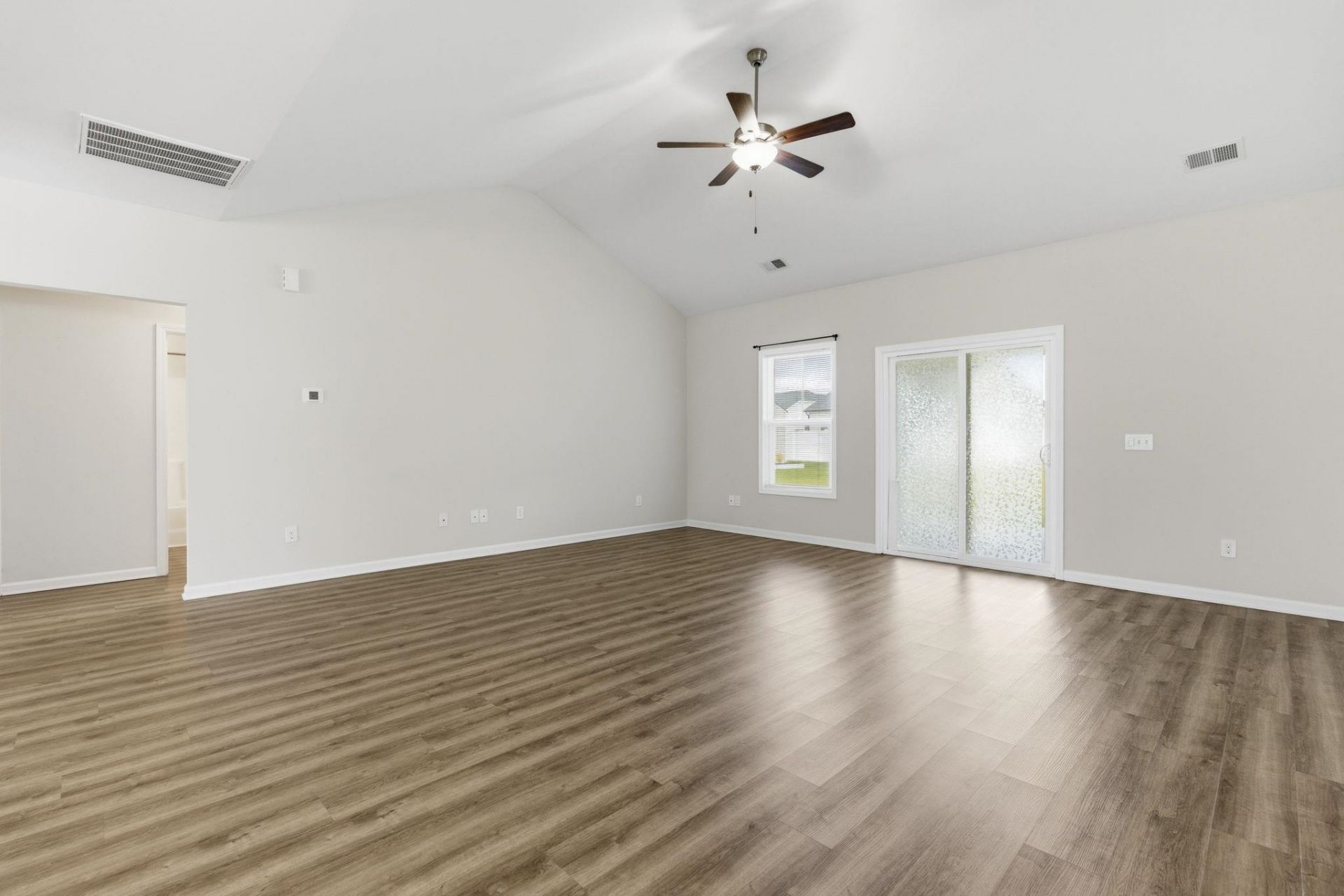 481 Honeyhill Loop Photo 5