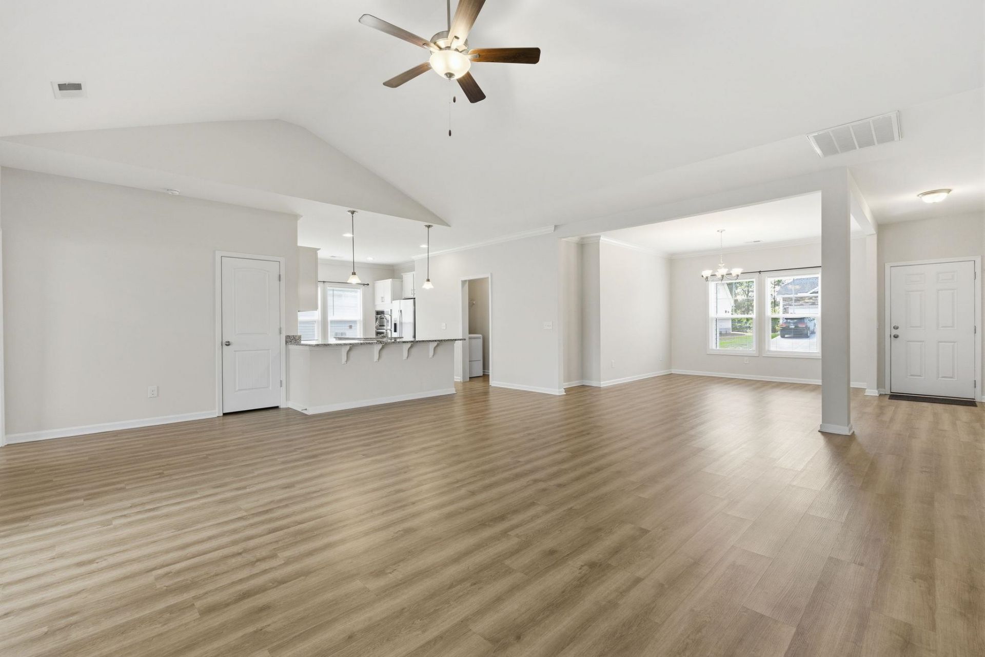 481 Honeyhill Loop Photo 7