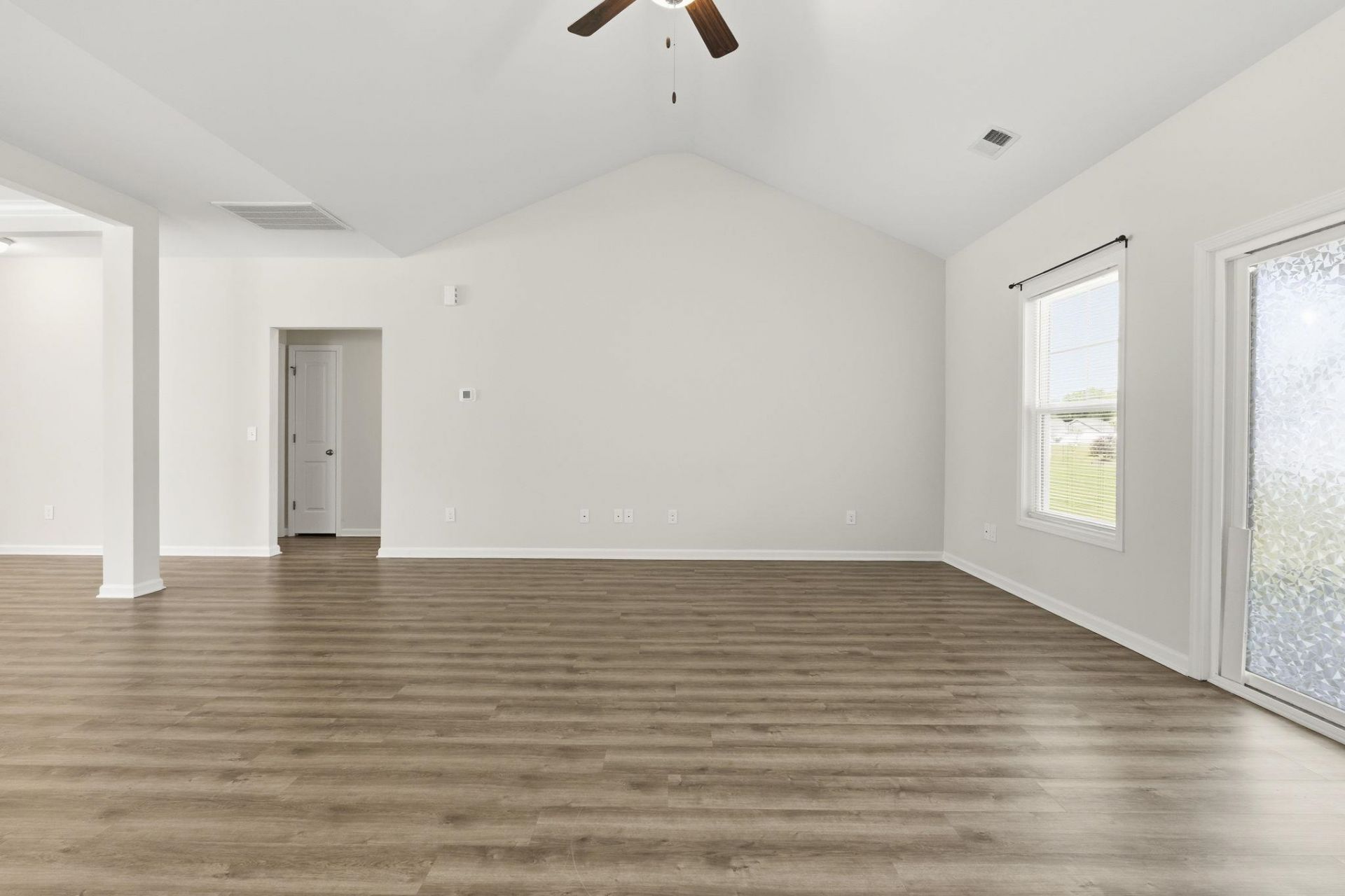 481 Honeyhill Loop Photo 7
