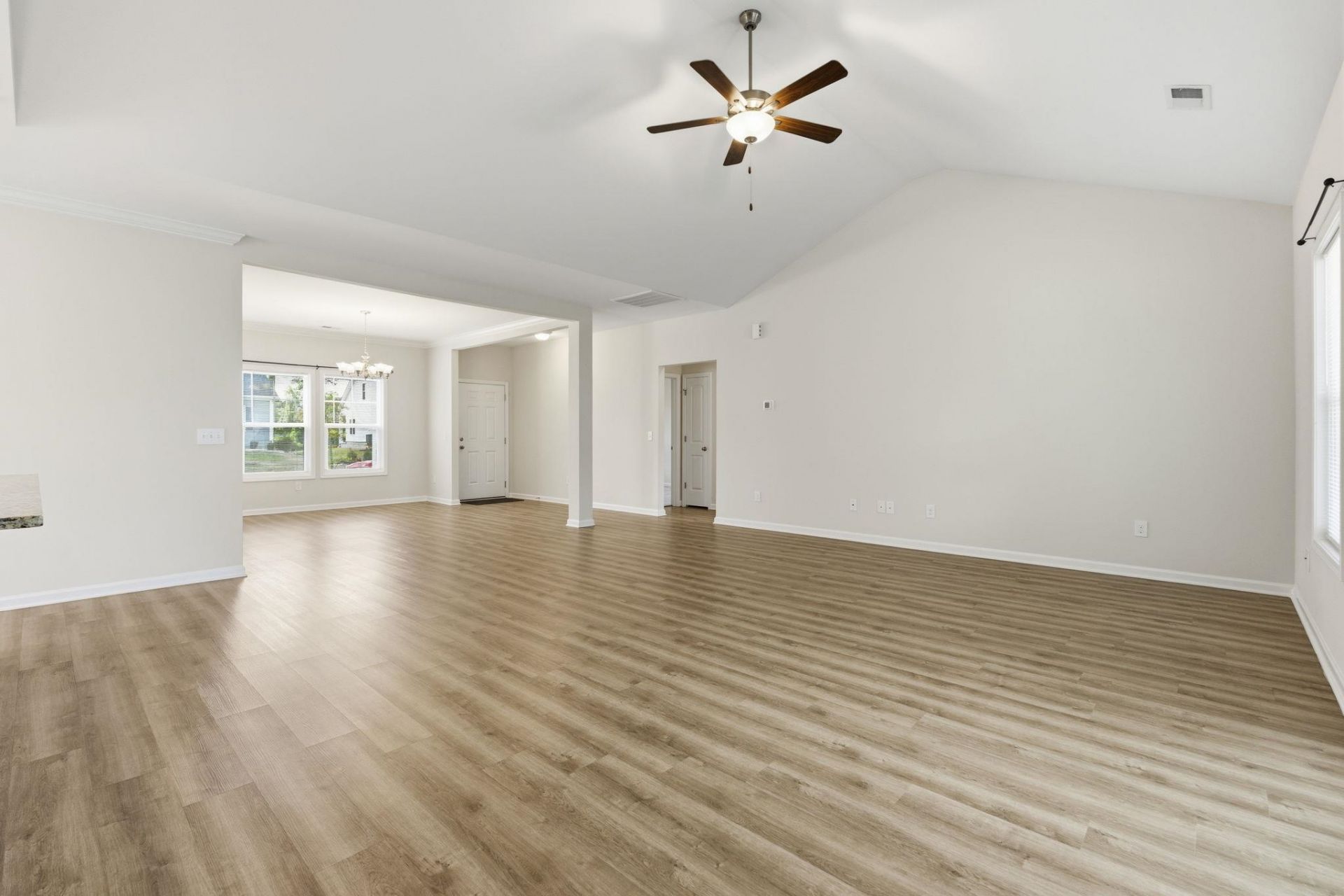 481 Honeyhill Loop Photo 8