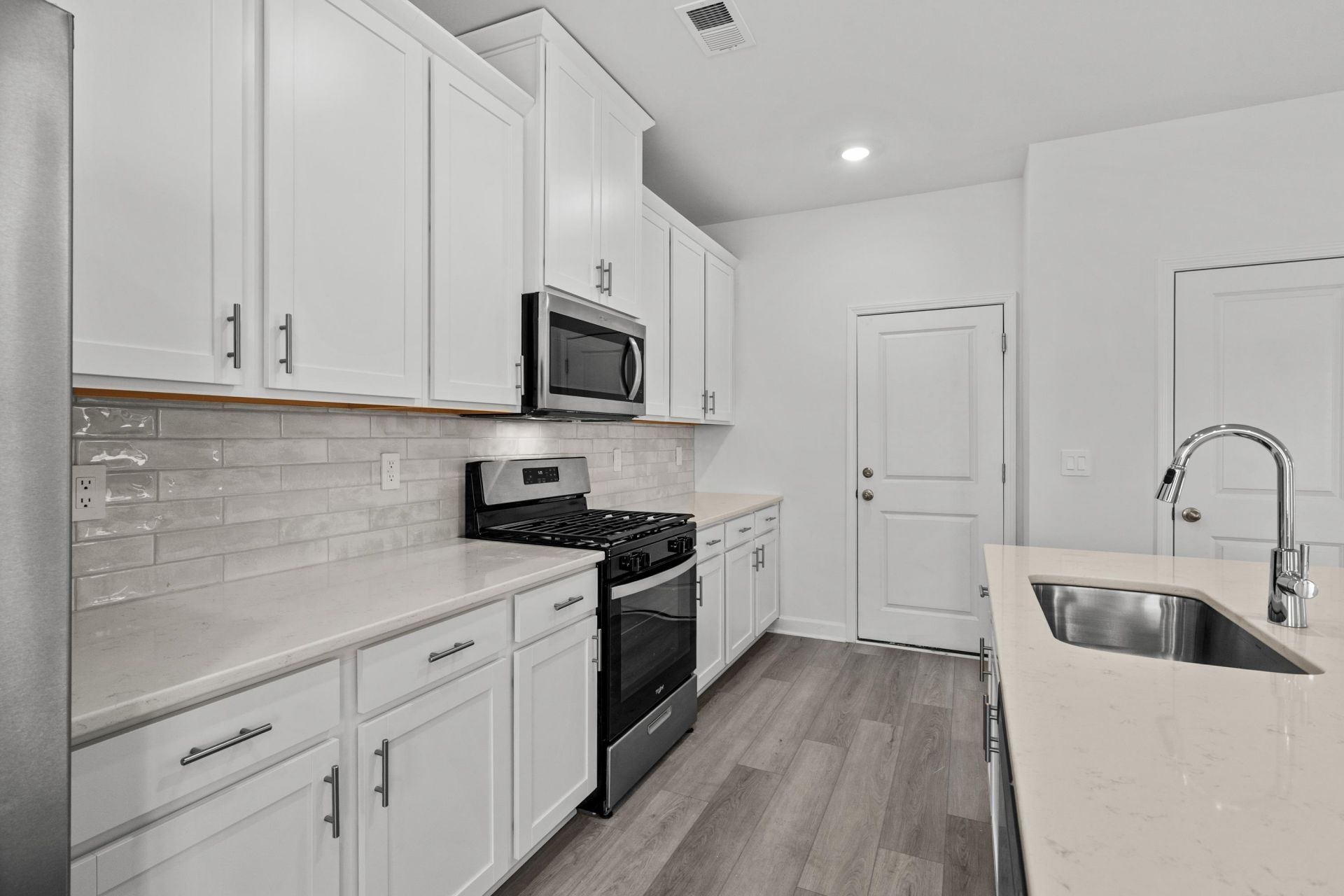 2829 Tranquility Loop Photo 15