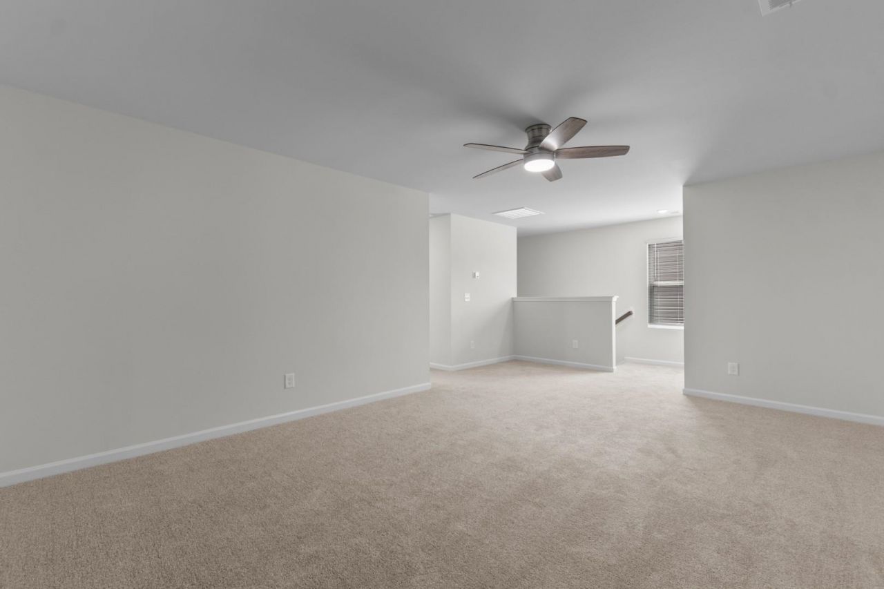 290 Sandridgebury Dr. Photo 23