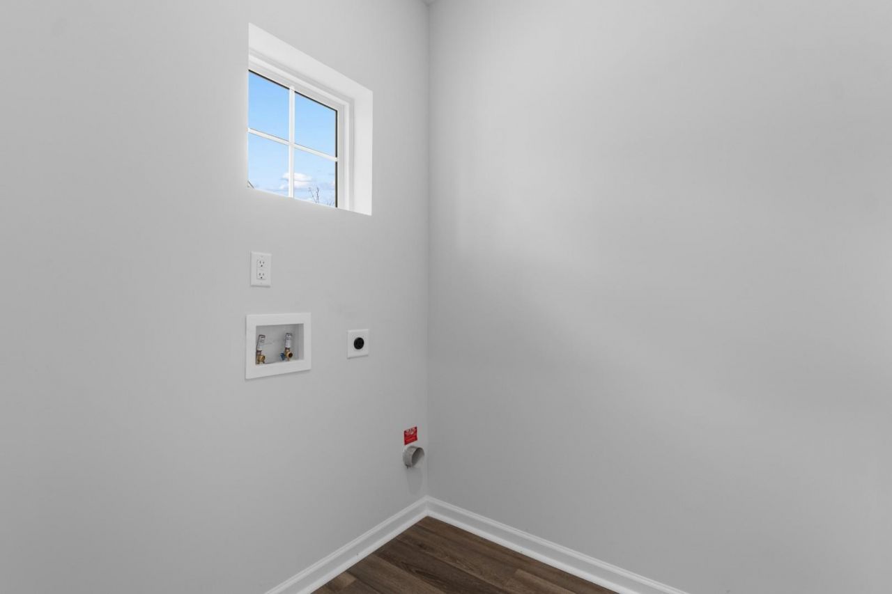 290 Sandridgebury Dr. Photo 25