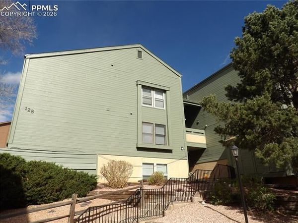 128 W Rockrimmon Boulevard, Unit 201, Colorado Springs, CO 80919