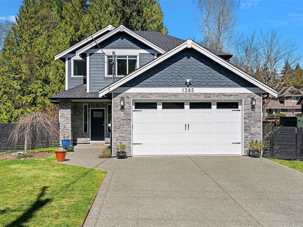 1385 Hutchinson Rd , Cobble Hill, BC V0R 1L2