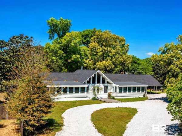 2221 Club House Drive, Lillian, AL 36549