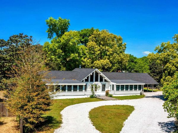 2221 Club House Drive, Lillian, AL 36549